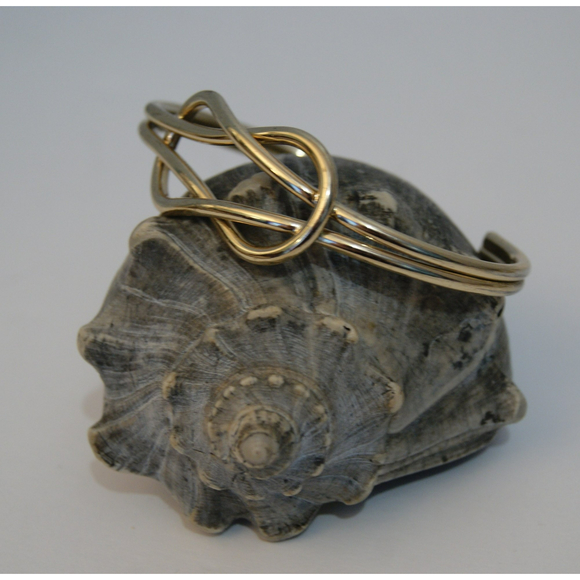 Gold Tone Large Knot Bangle Double Band Friendship Partner Love Entwined - Picture 2 of 6